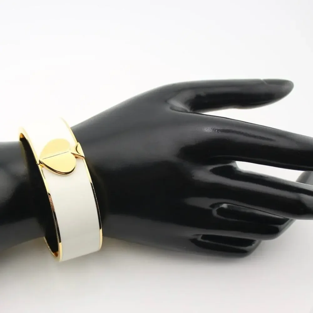 Kate Spade White Enamel Gold Tone Hinged Spade Bangle Bracelet - Picture 7 of 10